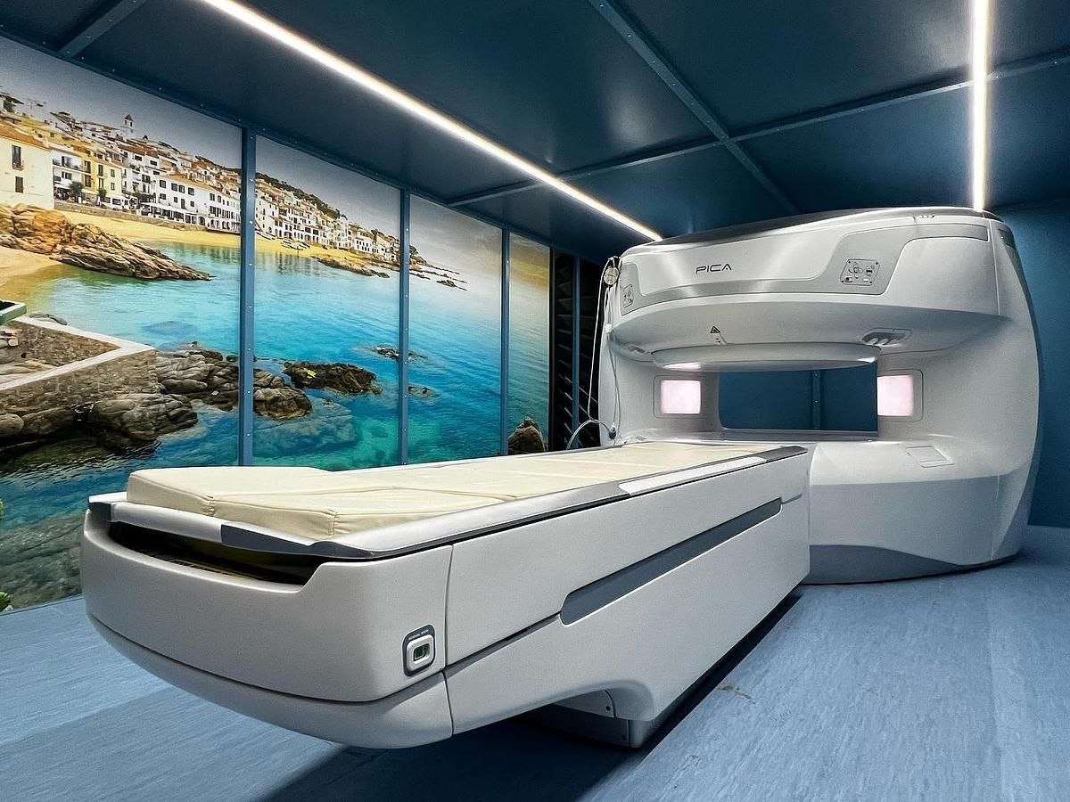 PICA 0.35T Open MRI